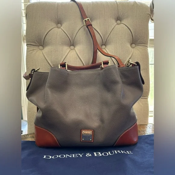 Dooney & Bourke Grey Grain Barlow - Picture 3 of 16
